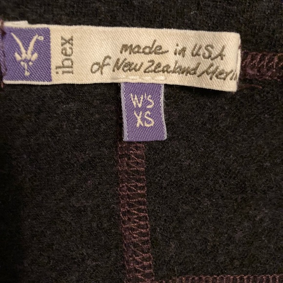 Ibex Women’s Button Front Merino Wool Hoodie/Merlot Color/XS - Picture 5 of 6